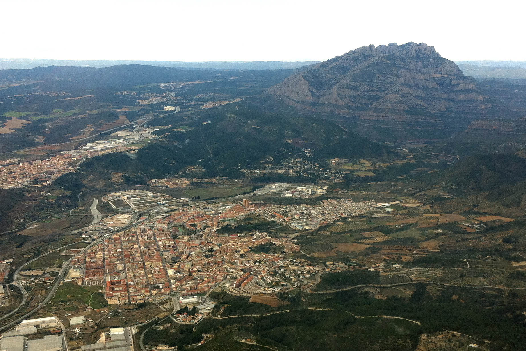Olesa_de_Montserrat_(vista_aèria)